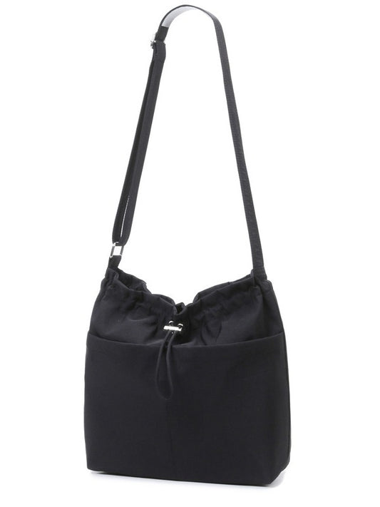bag-between