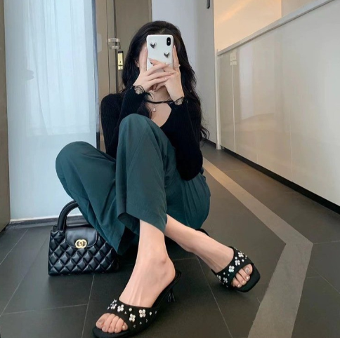 slippers-GL