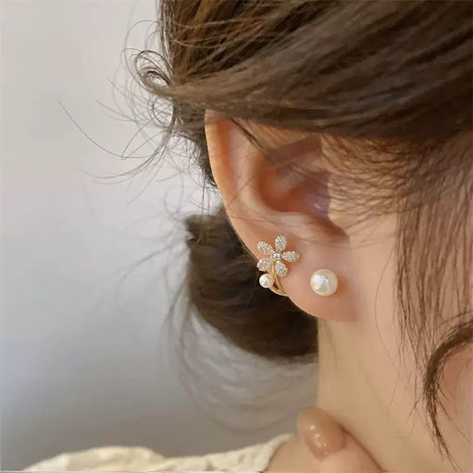 stud earringsTOR